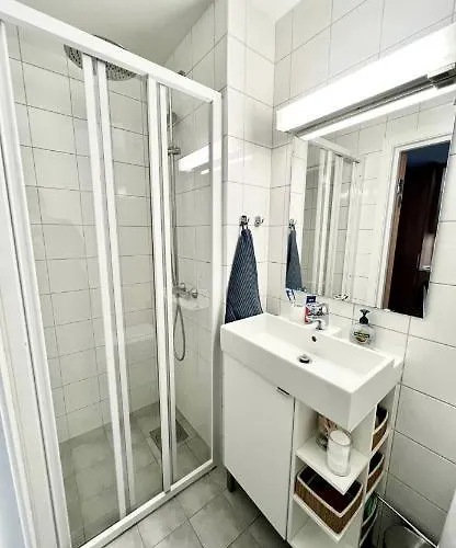 With Everything, 150m From Lift Apartment