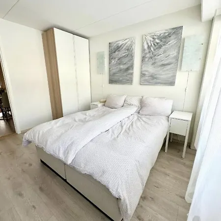 Apartman With Everything, 150m From Lift