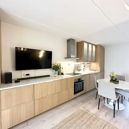 With Everything, 150m From Lift Bjorli