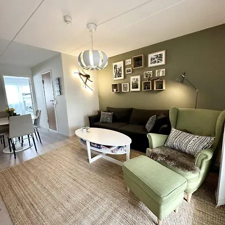 With Everything, 150m From Lift